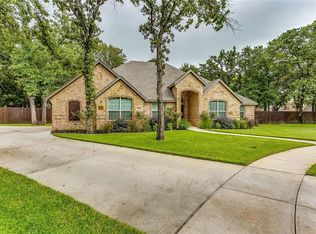 1413 Spars Ct, Azle, TX 76020