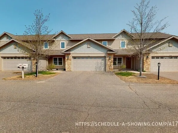 1806 N Creek Dr, Marquette, MI 49855