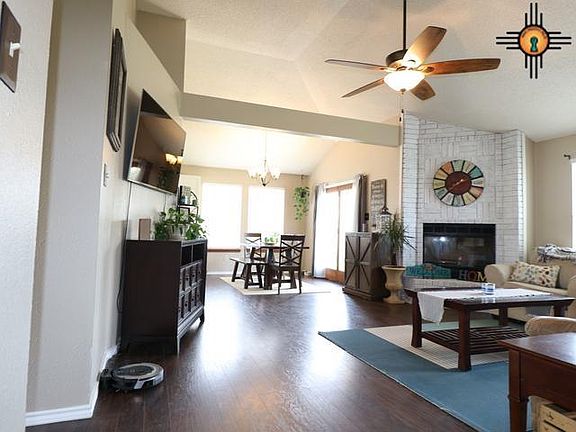 2nd image of 2209 Country Meadows Dr