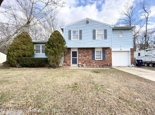 563 Radio Rd, Little Egg Harbor, NJ 08087