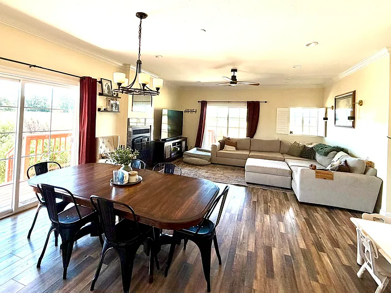 4426 Buena Vista Ln — Photo 11