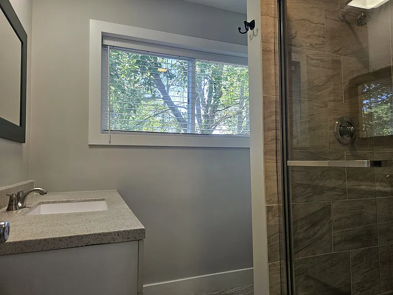 503 E Evergreen Ct — Photo 37