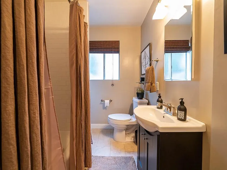 1298 S Cloverdale Ave #1298 — Photo 27