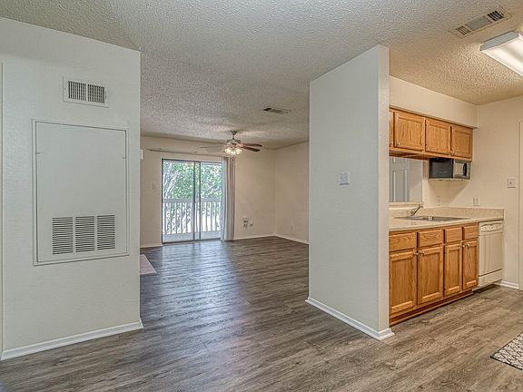 Keystone Apartments general photo