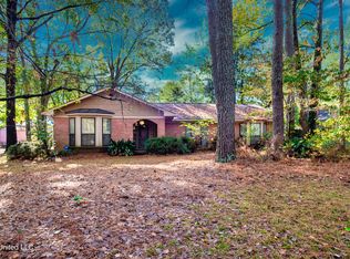5339 Saratoga Dr, Jackson, MS 39211