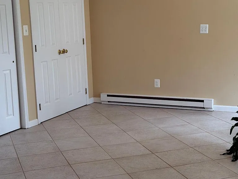 1329 Gresham Rd — Photo 19