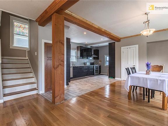 5th image of 2606 Campbell St