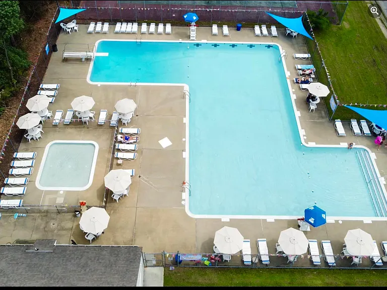 Ashton Woods Pool.
