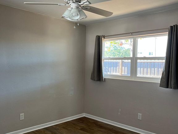 3rd image of 1930 Georgianna St APT 12
