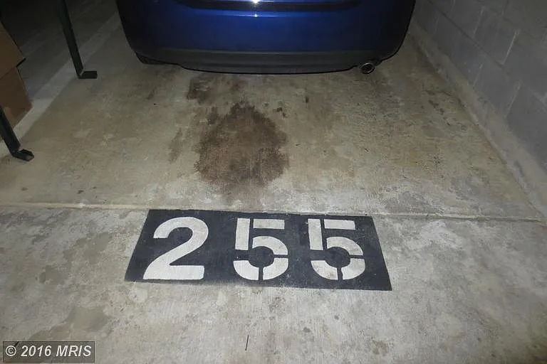 7500 Woodmont Ave #8 — Photo 19