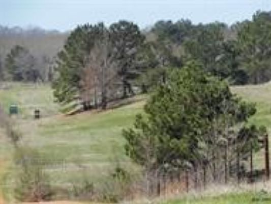 2nd image of 2306 Huntington Rd