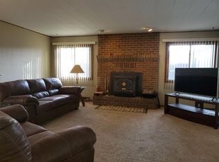 409 9th Ave S, Cut Bank, MT 59427