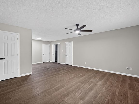 4th image of 210 Druid Hills Rd