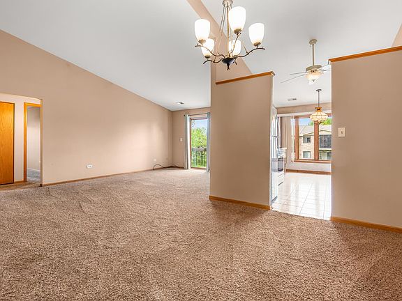4th image of 4916 Circle Ct APT 109