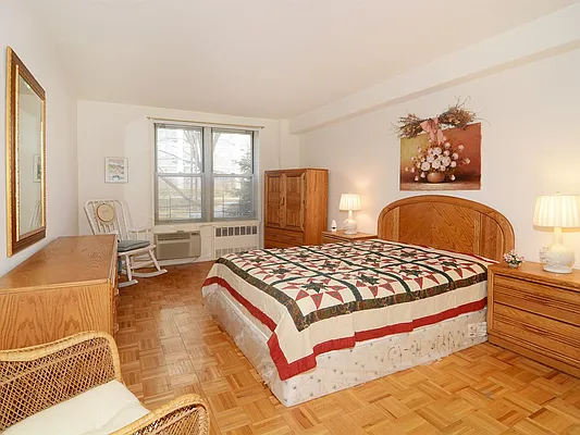 Sold by Robert E. Hill  | media 6