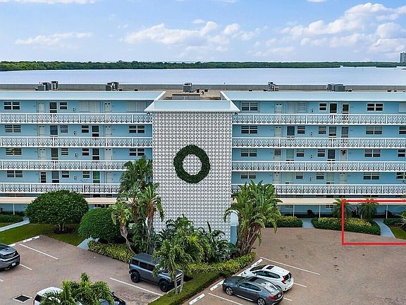 2nd image of 60 Yacht Club Drive #102