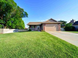 517 E Berry Ave, Rose Hill, KS 67133