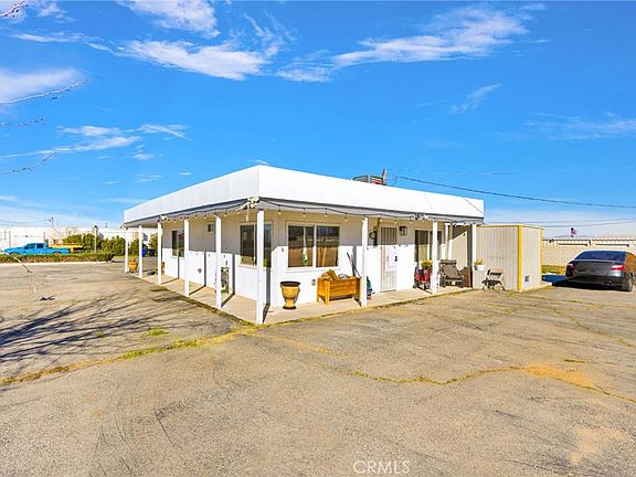 4th image of 15109 Anacapa Rd
