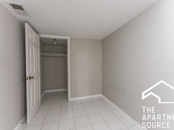 4th image of 1317 W Foster Ave #G1