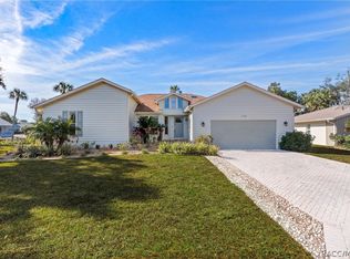 5146 S Riverside Dr, Homosassa, FL 34448