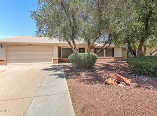 1102 W Greenway Dr, Tempe, AZ 85282