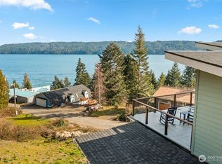 41 N Mardell Ave, Hoodsport, WA 98548