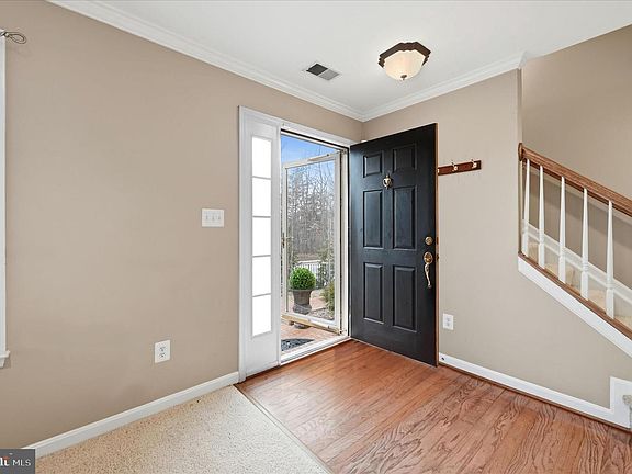 5th image of 9632 Potters Hill Cir