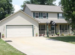 830 Rolling Hills Rd, Vine Grove, KY 40175