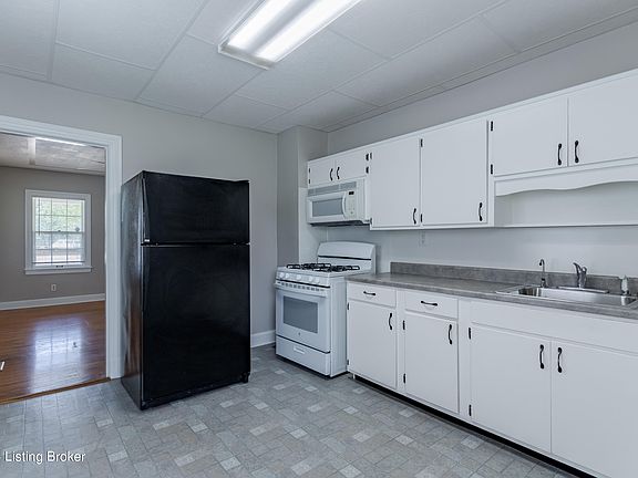 5th image of 1554 Clara Ave
