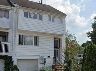 36 Beekman Cir, Staten Island, NY 10312