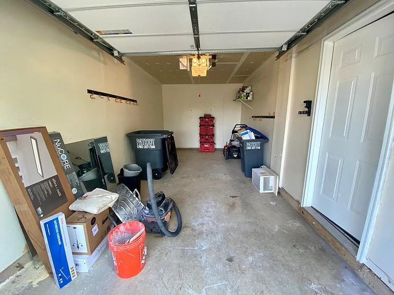 12081 Country Mill Dr — Photo 22