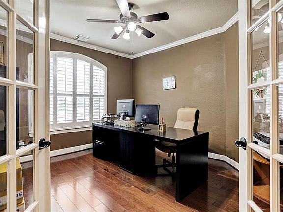 4th image of 34 N Millsap Cir