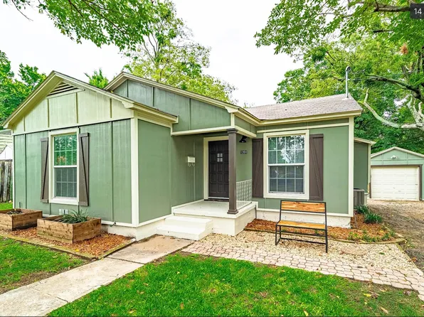 1201 W Alan Ave, Carrollton, TX 75006