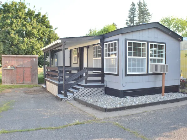 1601 Carolyn Ter #Sp, Elgin, OR 97827