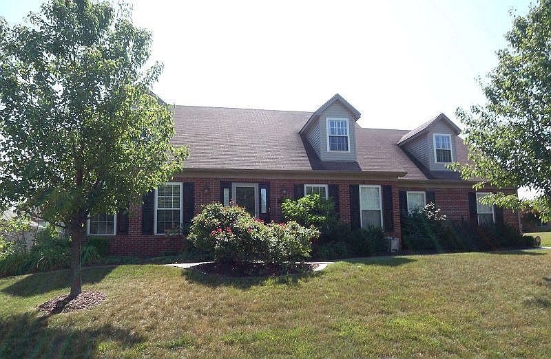 1st image of 2766 Oak Trail Dr