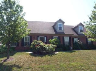 2766 Oak Trail Dr, Newburgh, IN 47630