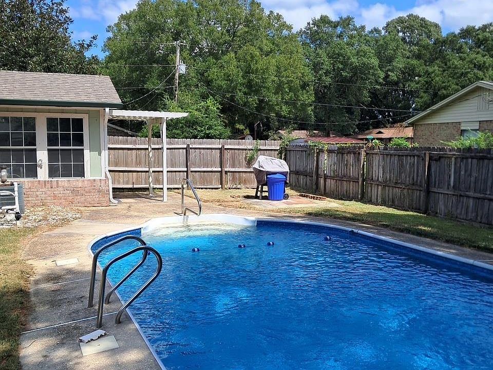 1st image of 5358 Jenny Cir
