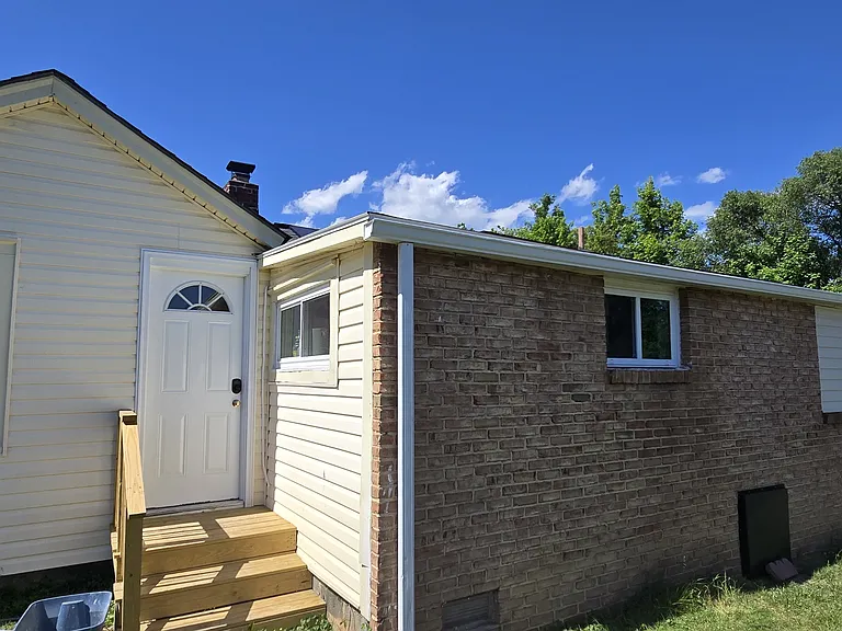 7114 South Dr — Photo 4