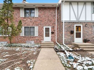 411 Timberwick Pl, Manhattan, KS 66503