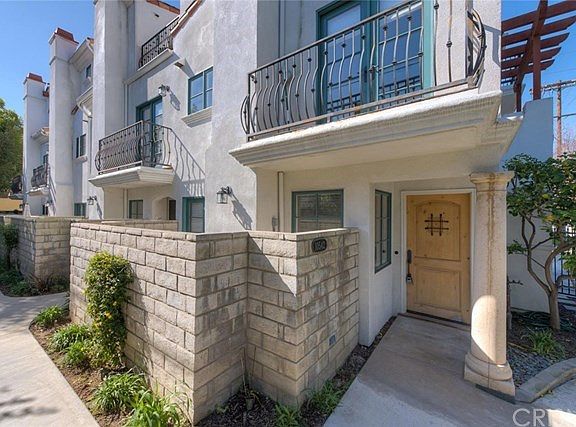 2nd image of 10542 Valley Spring Ln