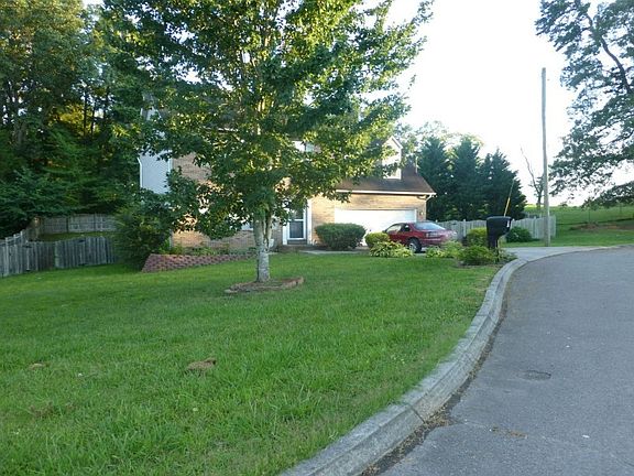 3rd image of 7308 Carowinds Ln