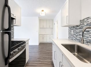 319 N Heliotrope Dr APT 1, Los Angeles, CA 90004