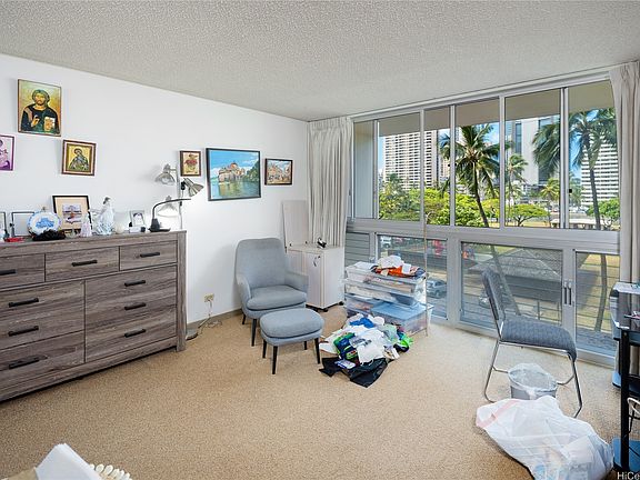 3rd image of 500 University Ave APT 310