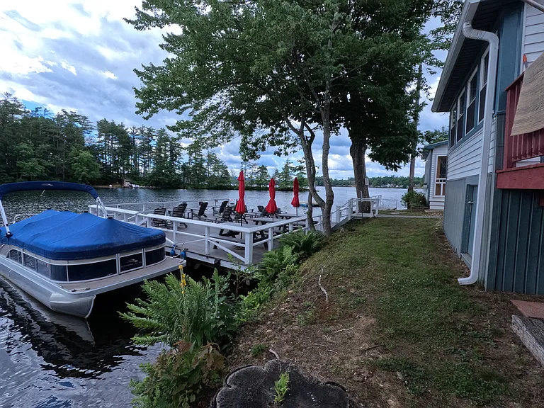 sundeck on Lake Winnisquam