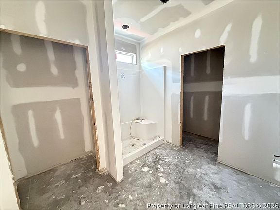 4th image of 591 Ashley Heights Dr