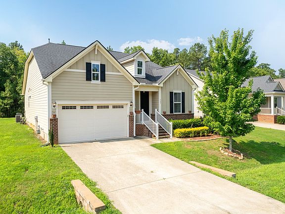 2nd image of 165 Olde Liberty Dr