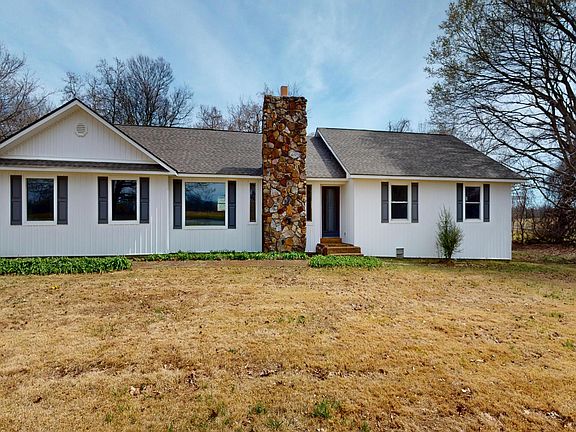 2nd image of 482 Forrester Rd