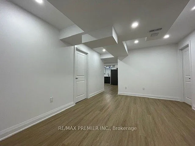 10 Stanton Ave #BASEMENT — Photo 10