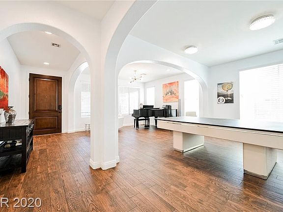 4th image of 8415 Cambrils Ave