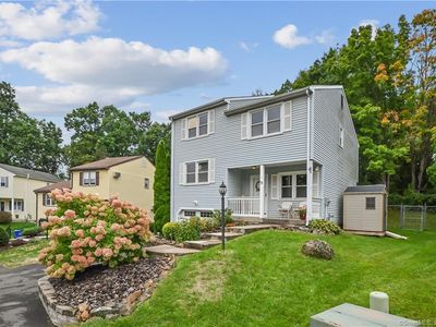 9 Brooks Edge Drive, Newington, CT, 06111
